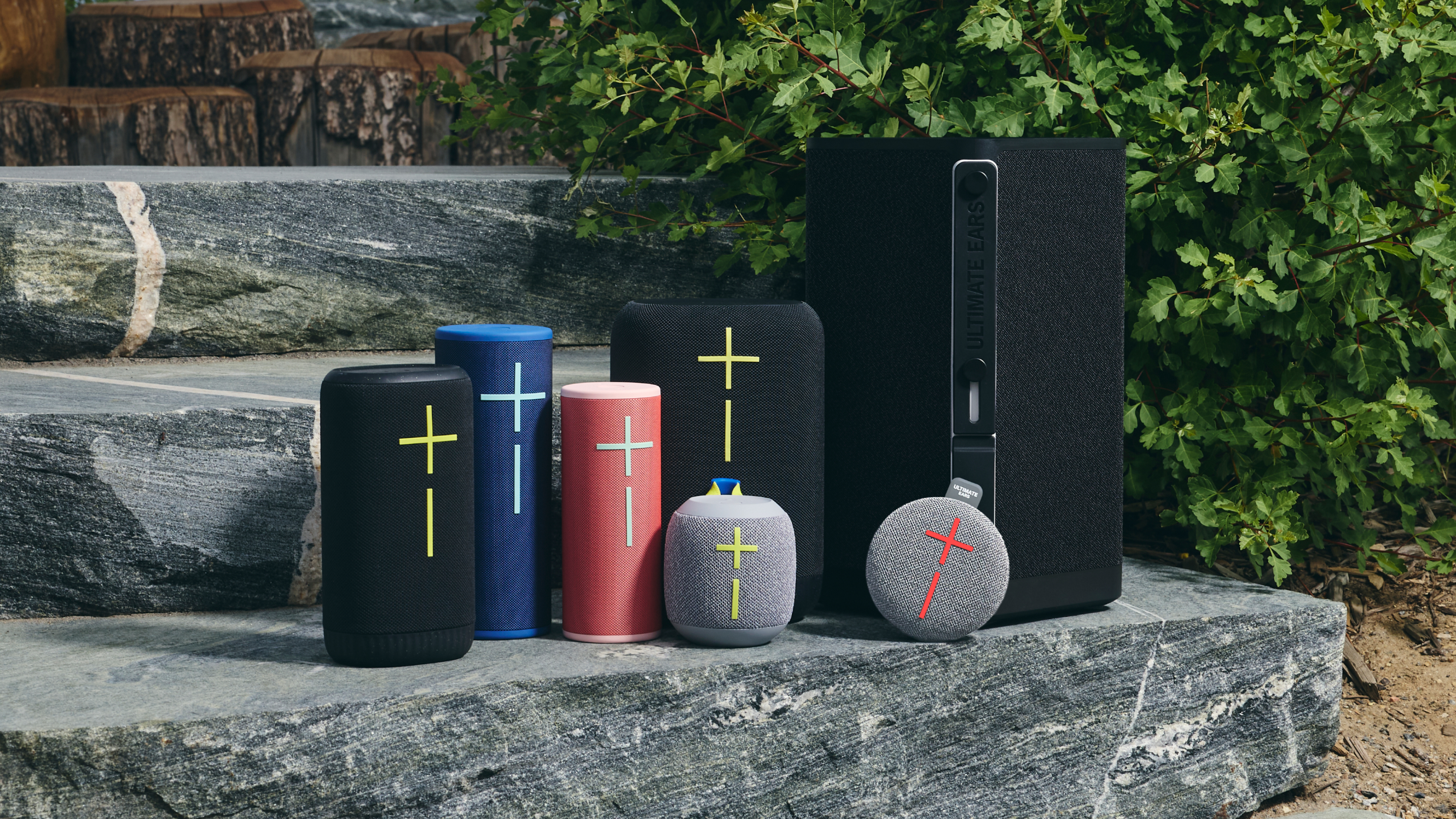 Ultimate Ears UE megaboom ワイヤレススピーカー Amazon.com: Ultimate Ears MEGABOOM 4 Portable Waterproof Bluetooth